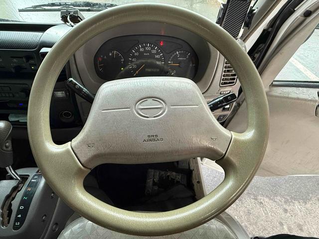 2006 Hino Dutro – thumbnail 2