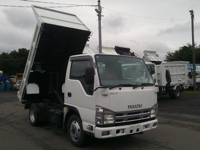 2011 Isuzu Elf – thumbnail 4