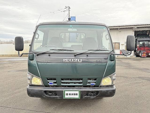 2006 Isuzu Elf – thumbnail 2