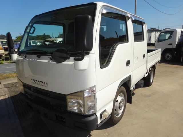 2011 Isuzu Elf – thumbnail 3