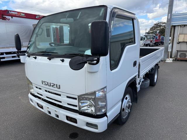 2008 Isuzu Elf – thumbnail 4