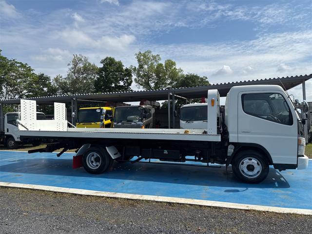 2005 Mitsubishi Fuso Canter – thumbnail 4
