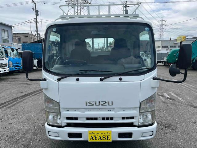 2008 Isuzu Elf – thumbnail 2