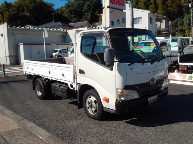 2011 Hino Dutro – thumbnail 2