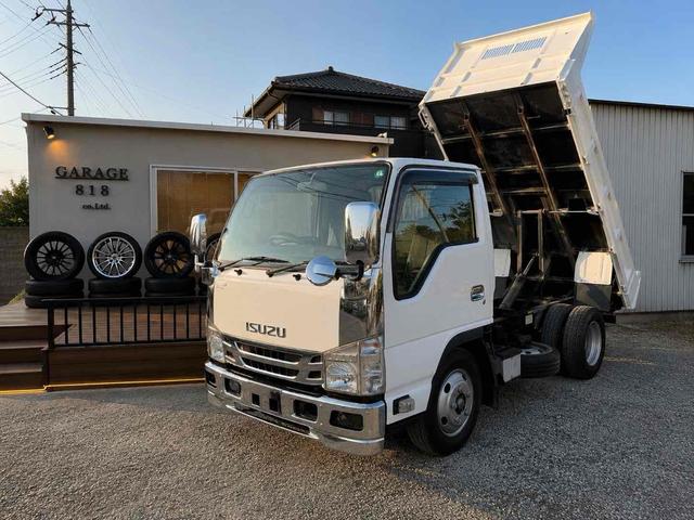 2011 Isuzu Elf – thumbnail 2