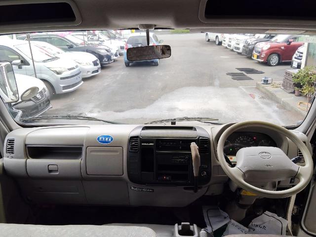 2011 Hino Dutro – thumbnail 2