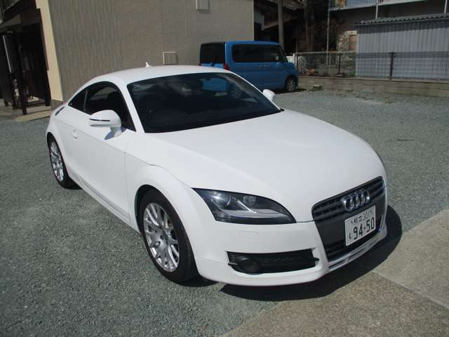 2010 Audi TT – thumbnail 2