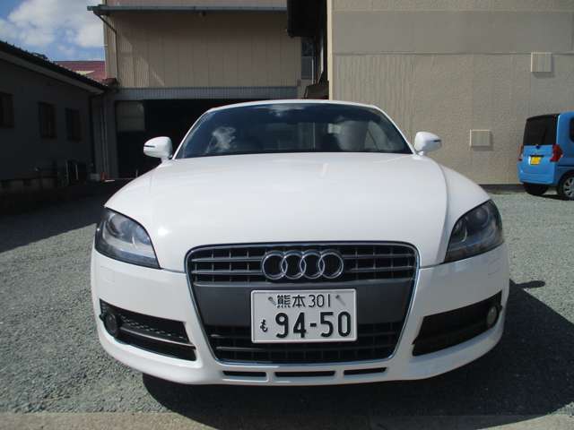 2010 Audi TT – thumbnail 3