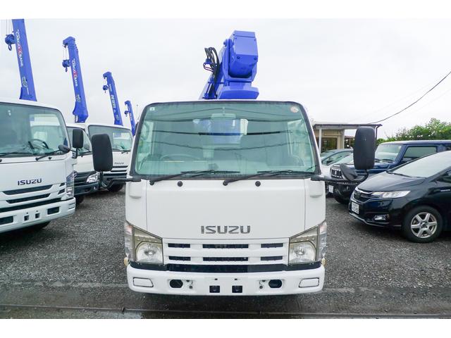 2011 Isuzu Elf – thumbnail 2