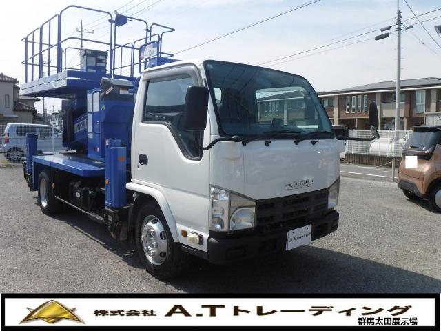 2011 Isuzu Elf