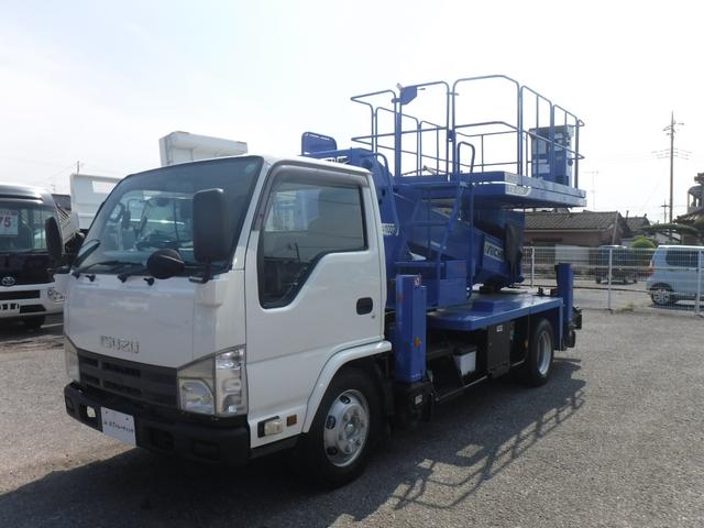 2011 Isuzu Elf – thumbnail 3