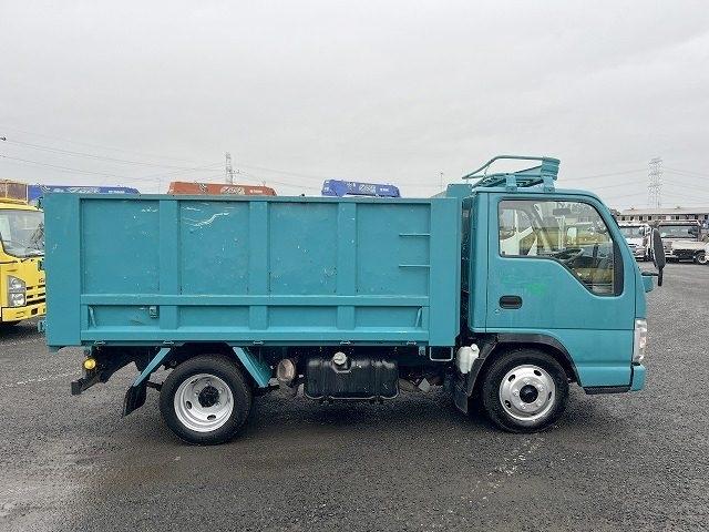 2008 Isuzu Elf – thumbnail 4