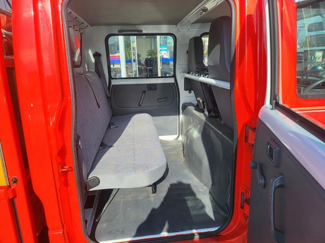 2003 Isuzu Elf – thumbnail 4