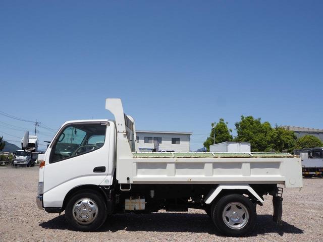 2001 Hino Dutro – thumbnail 4