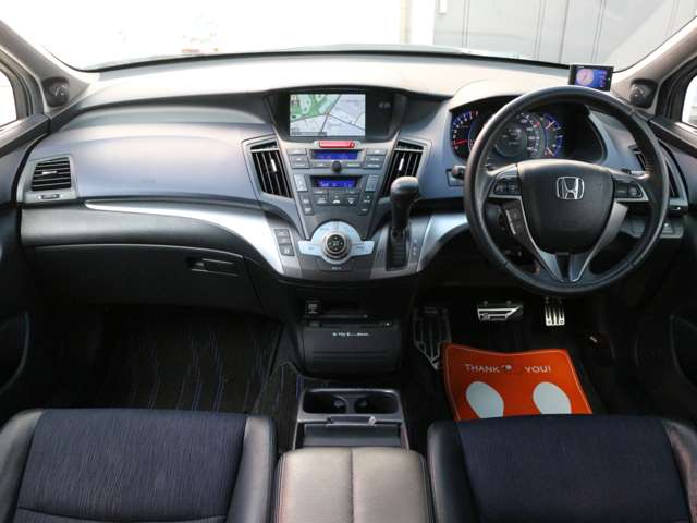 2010 Honda Odyssey – thumbnail 4