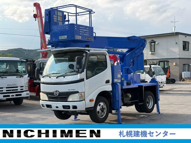 2010 Hino Dutro