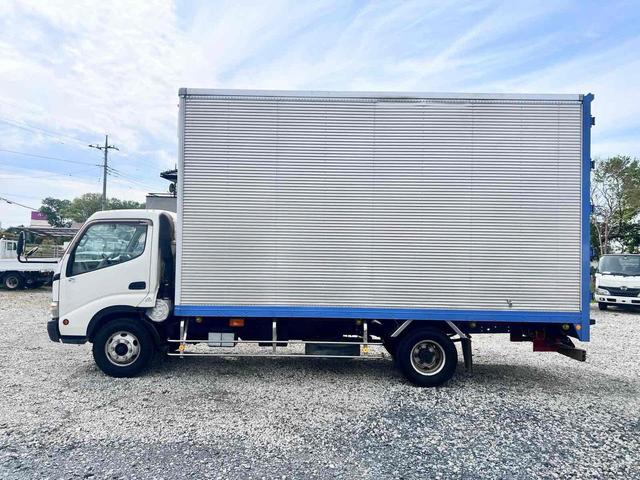 2007 Hino Dutro – thumbnail 4
