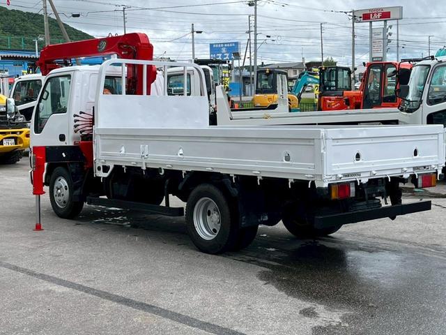 2006 Isuzu Elf – thumbnail 4
