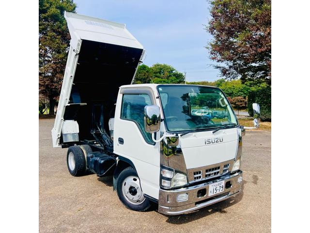 2005 Isuzu Elf