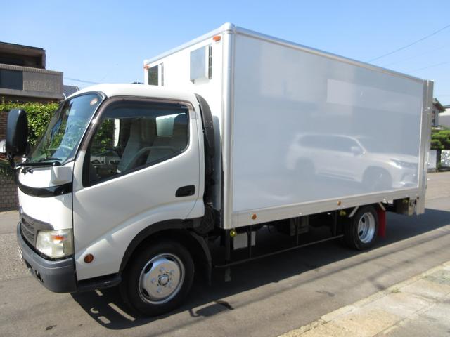 2008 Hino Dutro – thumbnail 2