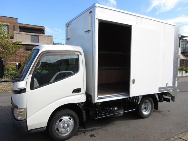 2007 Hino Dutro – thumbnail 2