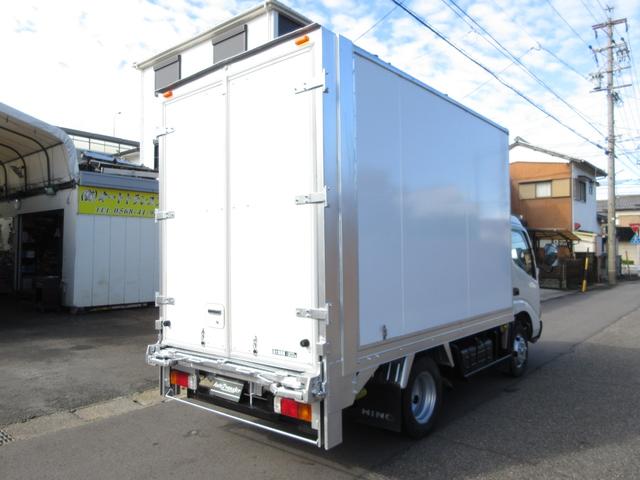 2007 Hino Dutro – thumbnail 4