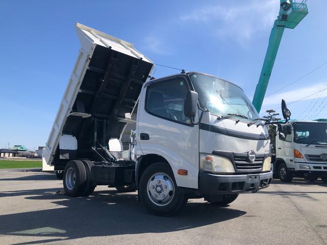 2010 Hino Dutro