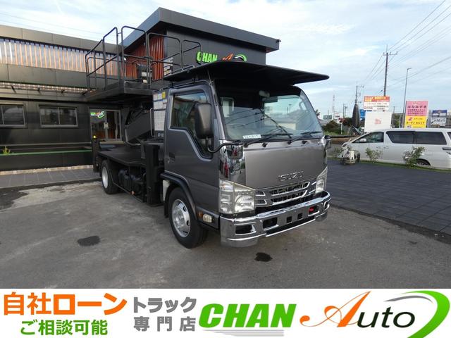 2011 Isuzu Elf