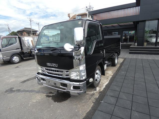 2009 Isuzu Elf – thumbnail 3