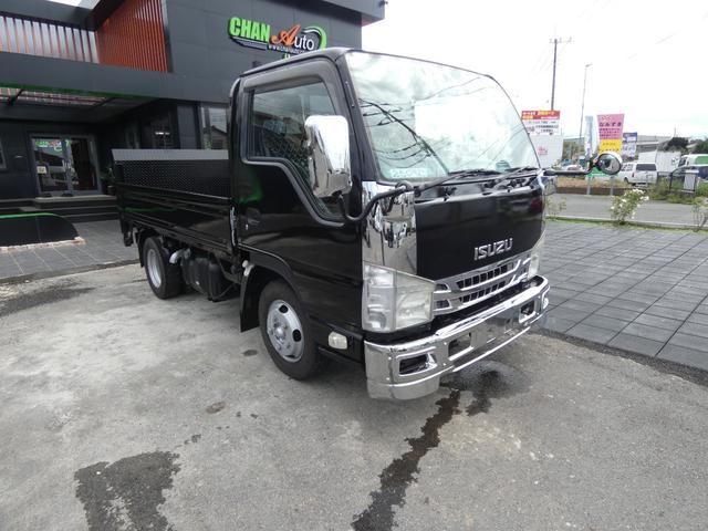 2009 Isuzu Elf – thumbnail 4