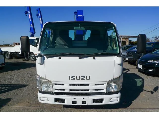 2008 Isuzu Elf – thumbnail 3