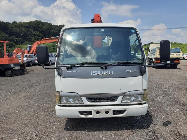 2004 Isuzu Elf