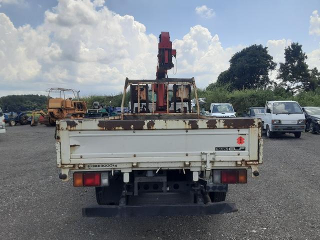 2004 Isuzu Elf – thumbnail 4