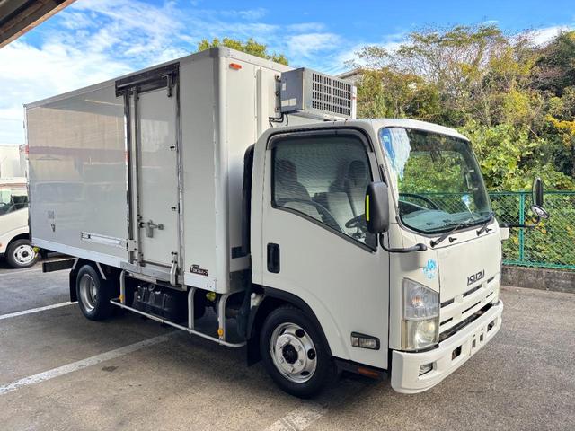 2009 Isuzu Elf – thumbnail 2