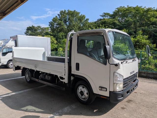 2009 Isuzu Elf – thumbnail 2
