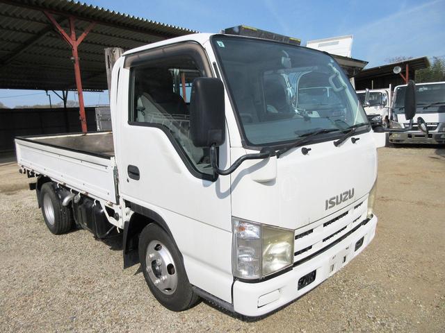 2009 Isuzu Elf – thumbnail 3