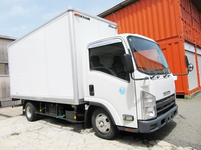 2009 Isuzu Elf – thumbnail 4
