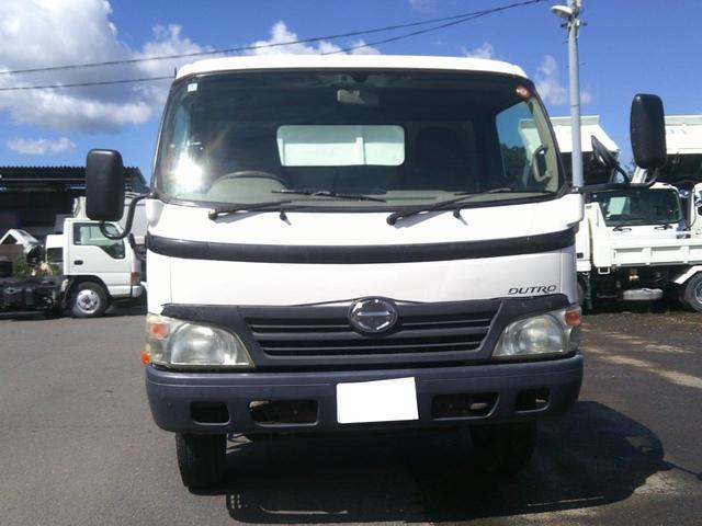 2011 Hino Dutro – thumbnail 2