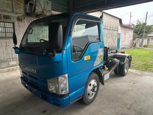 2007 Isuzu Elf – thumbnail 3