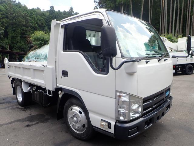 2010 Isuzu Elf – thumbnail 3