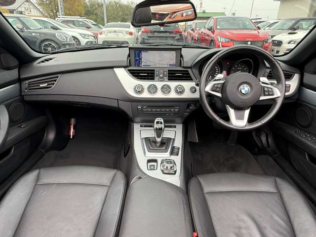 2010 BMW Z4 – thumbnail 4