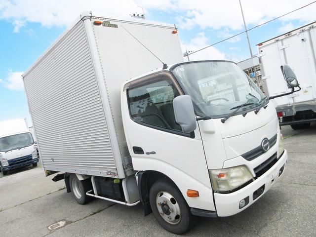 2011 Hino Dutro – thumbnail 3