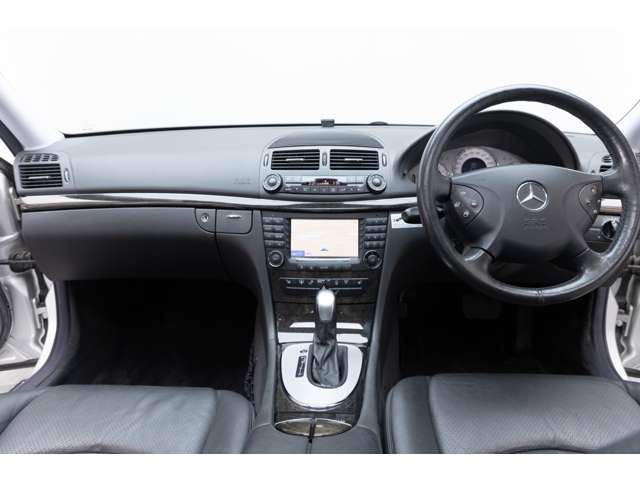 2003 Mercedes-Benz E-Class – thumbnail 2
