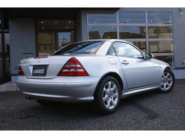 2001 Mercedes-Benz SLK-Class – thumbnail 2