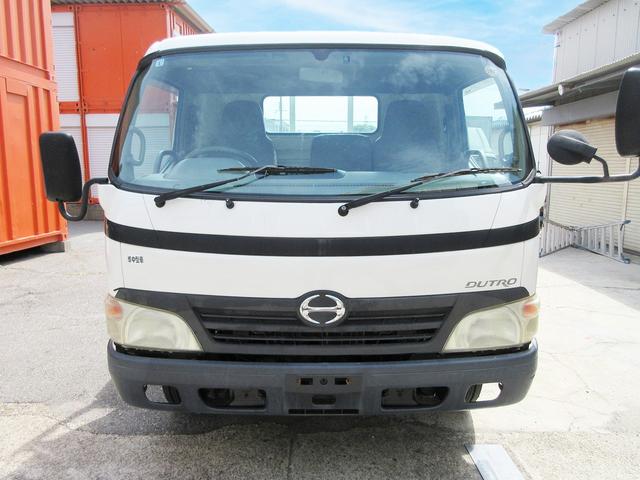 2011 Hino Dutro – thumbnail 4