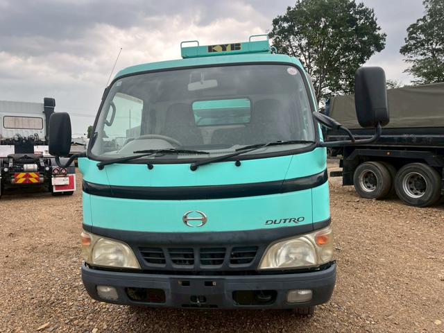 2005 Hino Dutro – thumbnail 2
