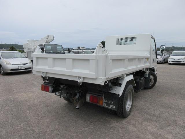2006 Isuzu Elf – thumbnail 2