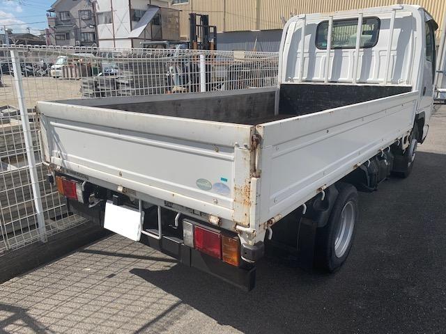 2008 Isuzu Elf – thumbnail 3