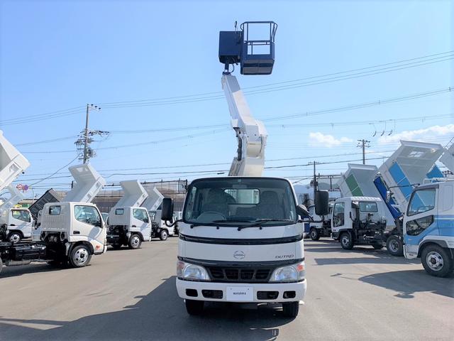 2005 Hino Dutro – thumbnail 3