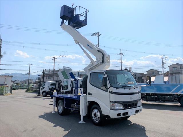2005 Hino Dutro – thumbnail 4